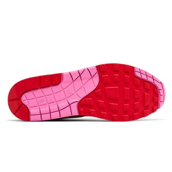 Air max 1
Valentine's day 2025
Brand new - Picture 4 of 7